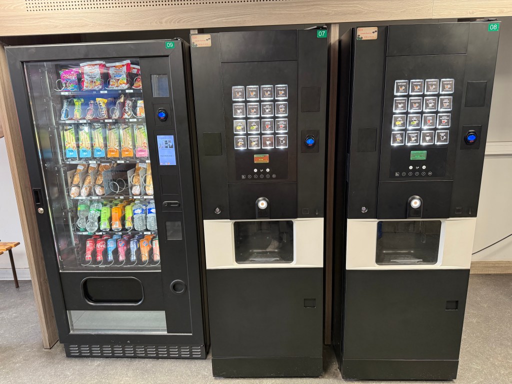 distributeur automatique de café ,boisson chaudes 